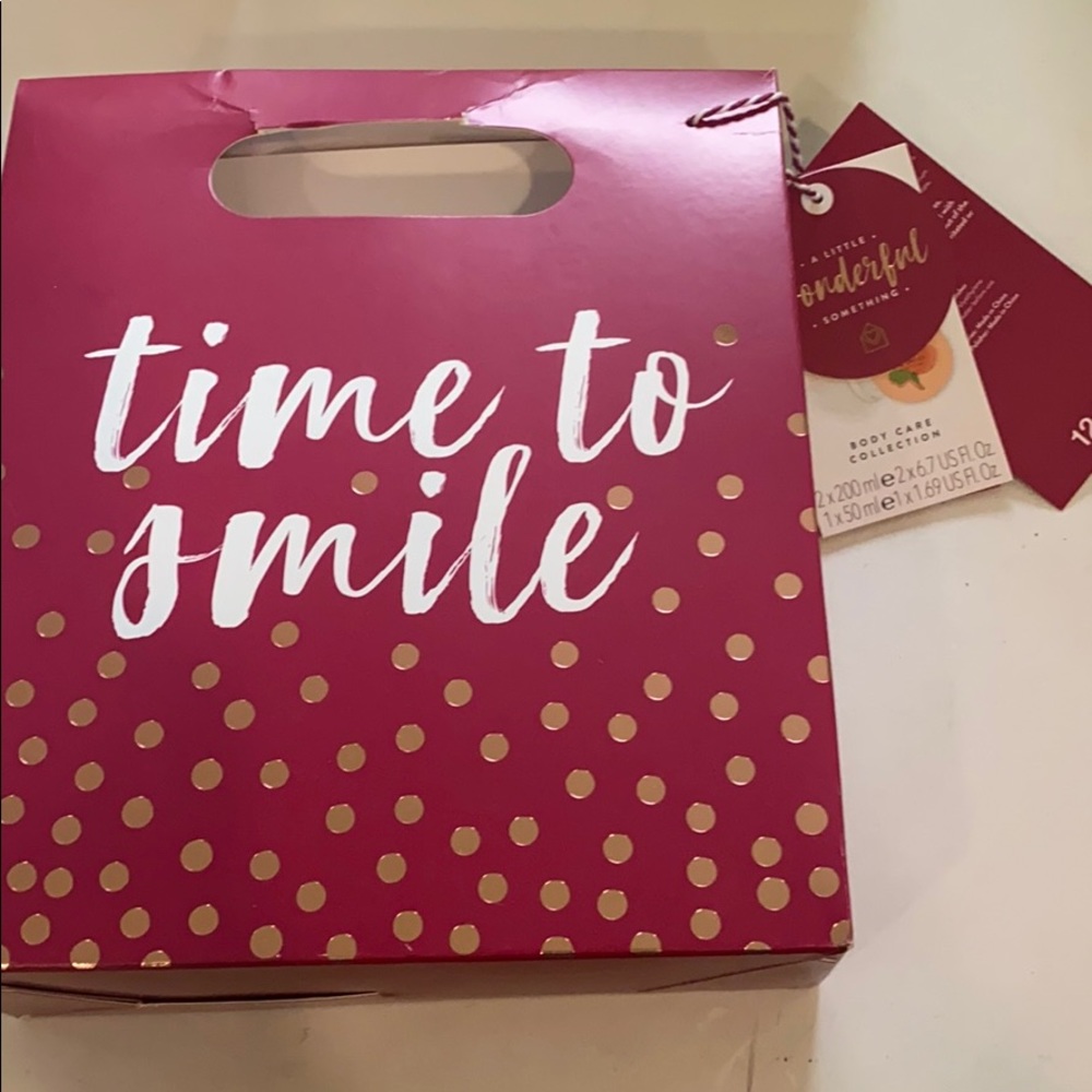 All smiles fruit set💖